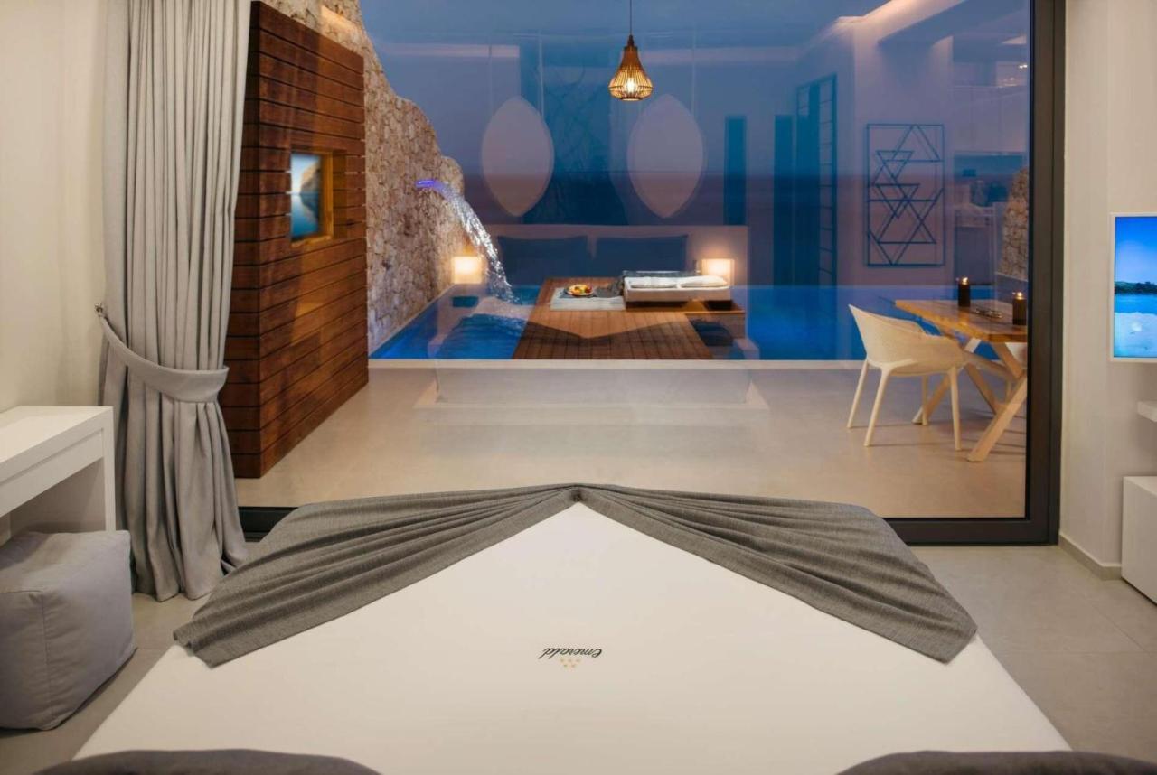 Emerald Cave Suites Агиос-Николаос Экстерьер фото